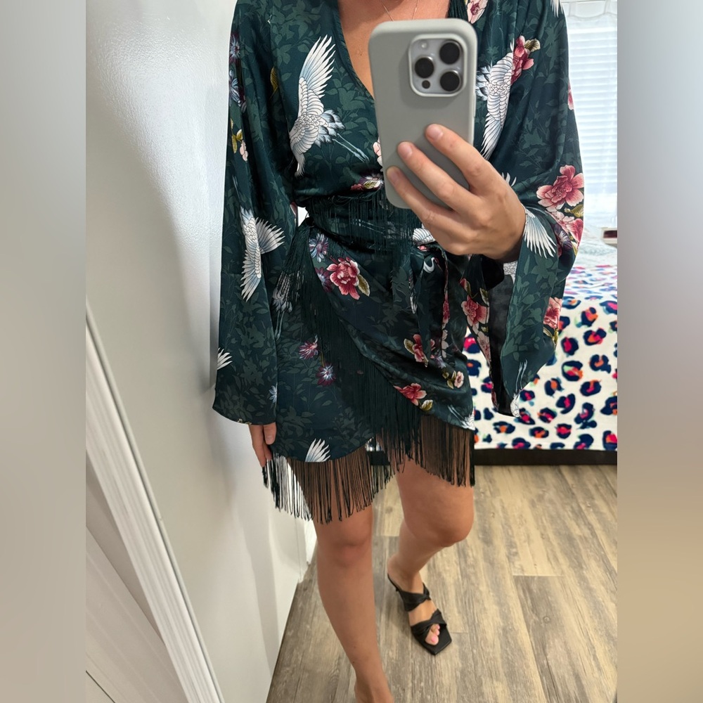 Liquorish kimono dress in Asian style, size 4 (UK8, EU36)